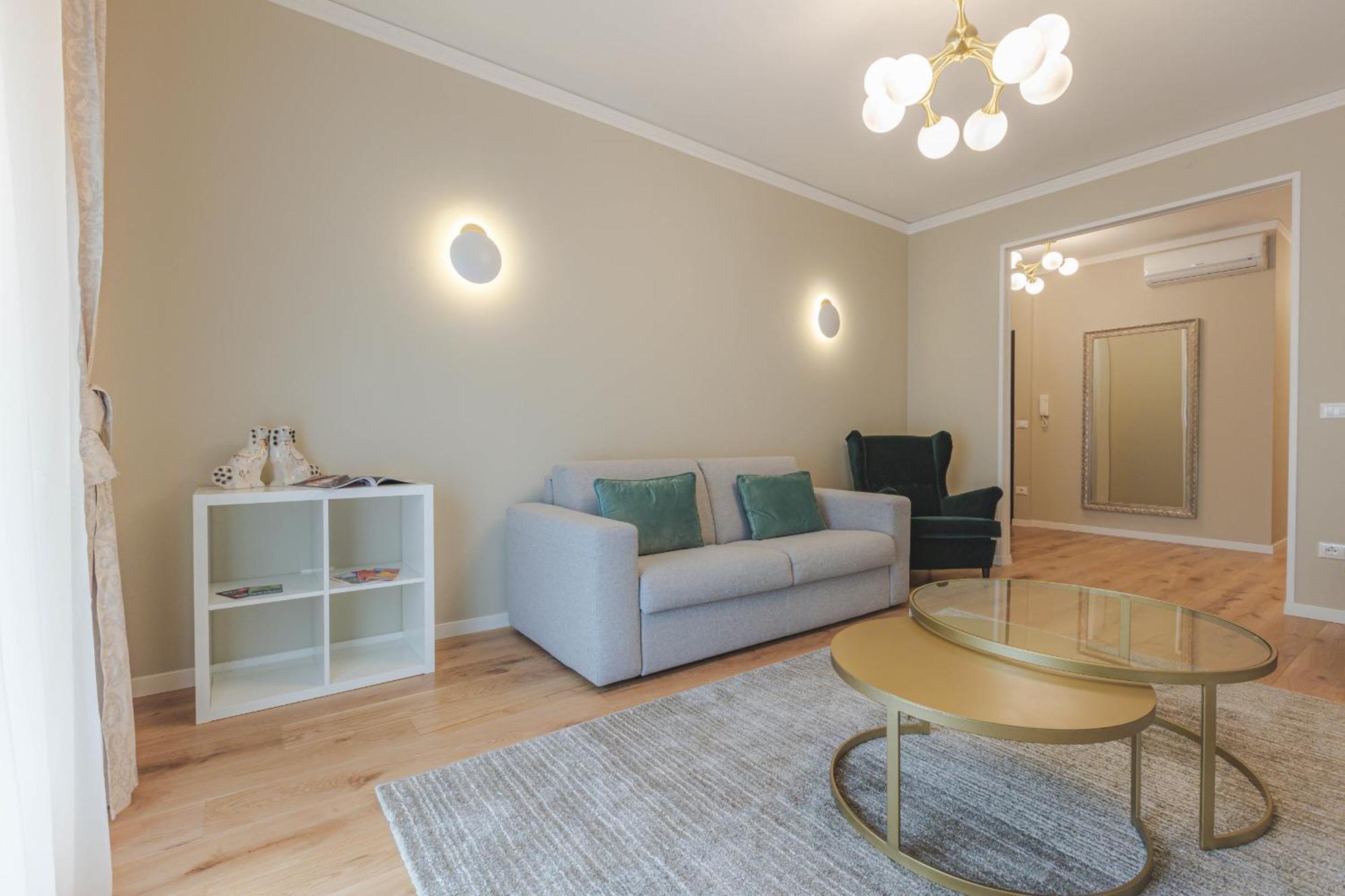 Family&Friends Apartment Trieste Esterno foto